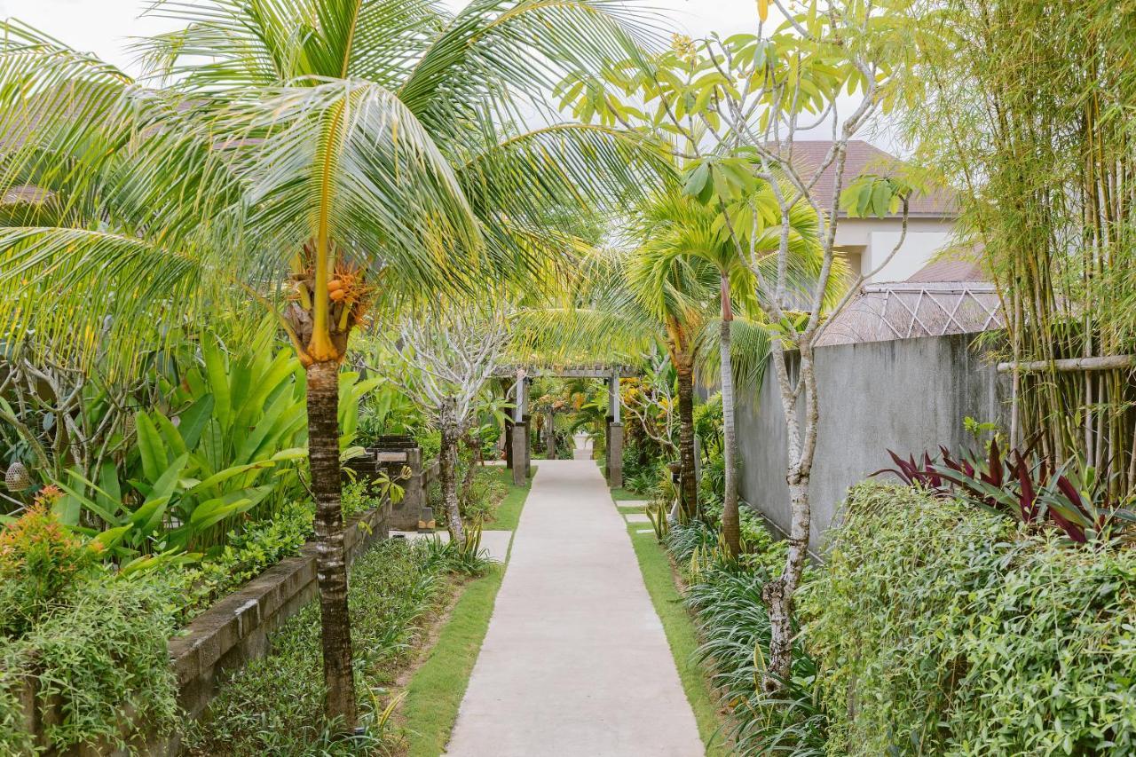 La Berceuse Resort And Villa Nusa Dua By Taritiya Collection Exterior photo